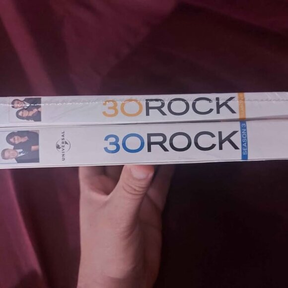 BRAND NEW SEALED 30 Rock seasons 3 and 4 DVD BOX Sets - Picture 5 of 5